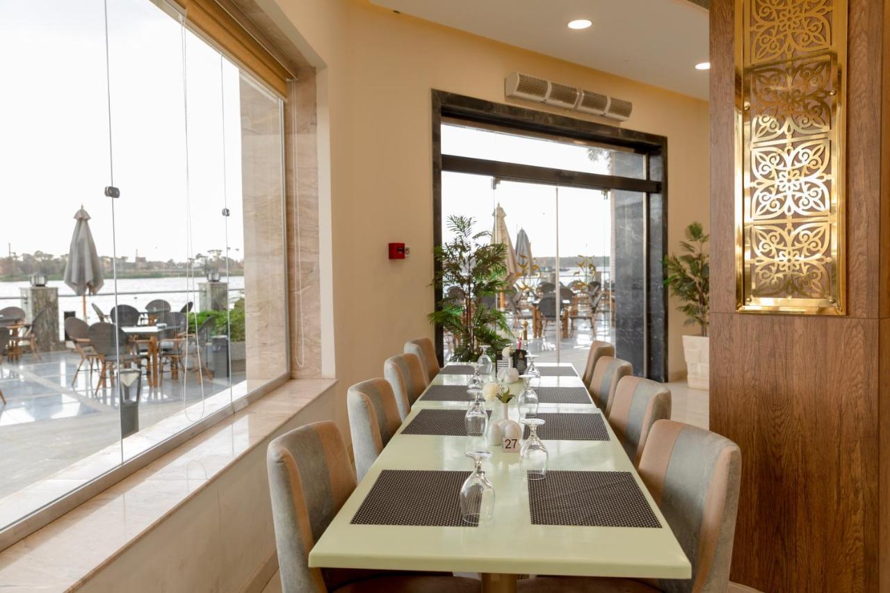 Nile Club Hotel Le Caire Extérieur photo