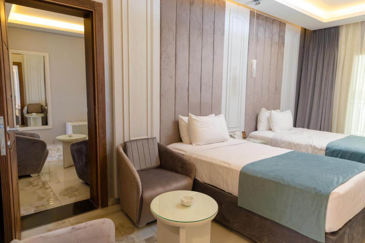 Nile Club Hotel Le Caire Extérieur photo