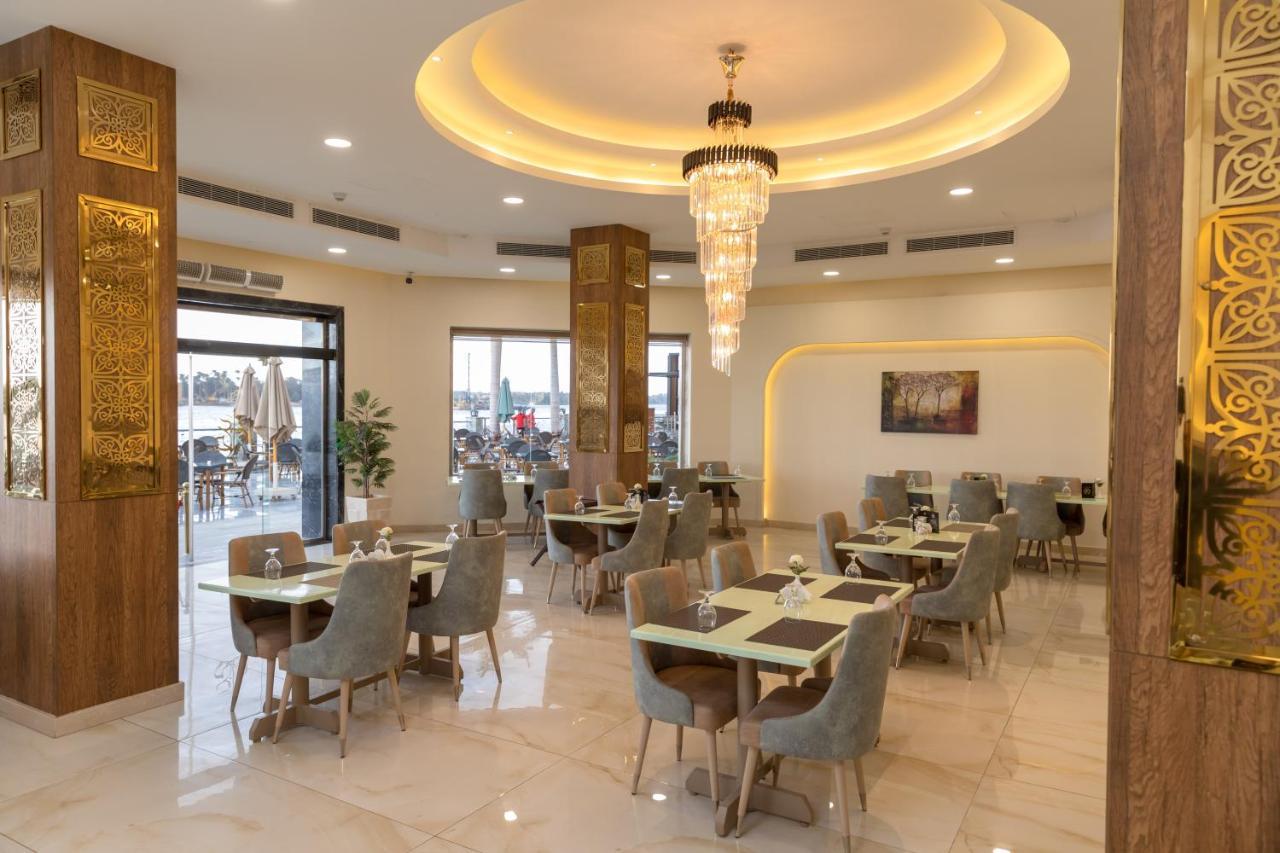 Nile Club Hotel Le Caire Extérieur photo